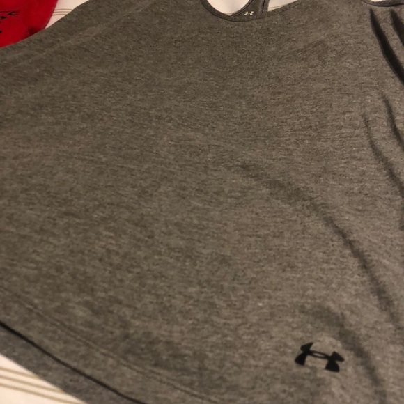 Workout top bundle - Picture 4 of 8